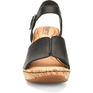 Born AGNIO  Women's Black Wedge  Size 8